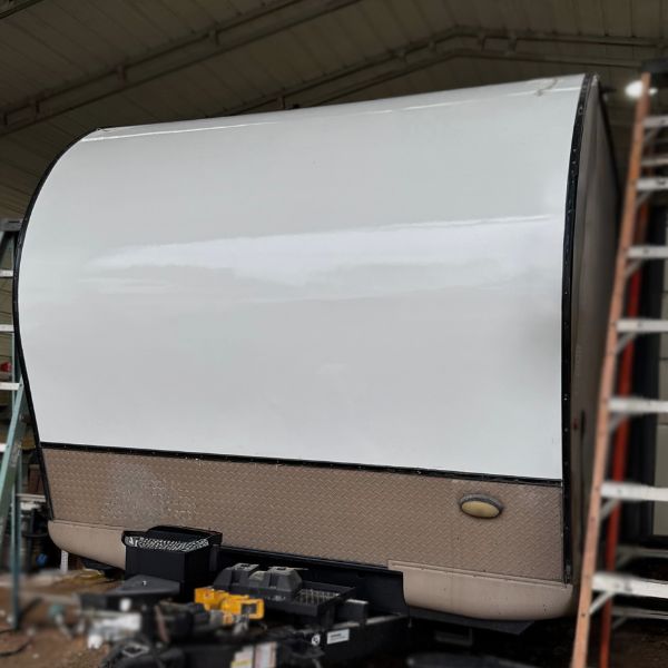 Fiberglass and Aluminum RV Front Cap Replacement - Ricks RV Repair Service - Before